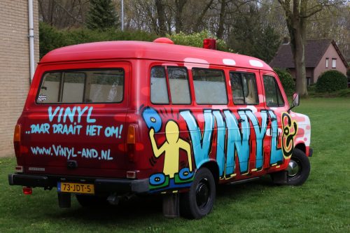 Vinylmobiel rechts achter